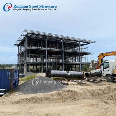 300 किमी/घंटा तक हवा का भार, हॉट-डिप गैल्वनाइजेशन और Q355/Q235 स्टील ग्रेड के साथ बहु-मंजिला स्टील भवन